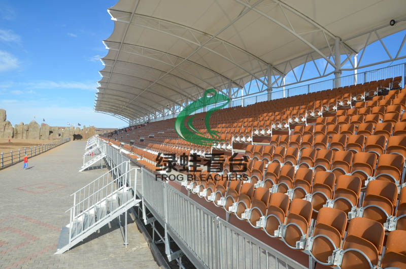 伸縮看臺在體育場館的應用案例